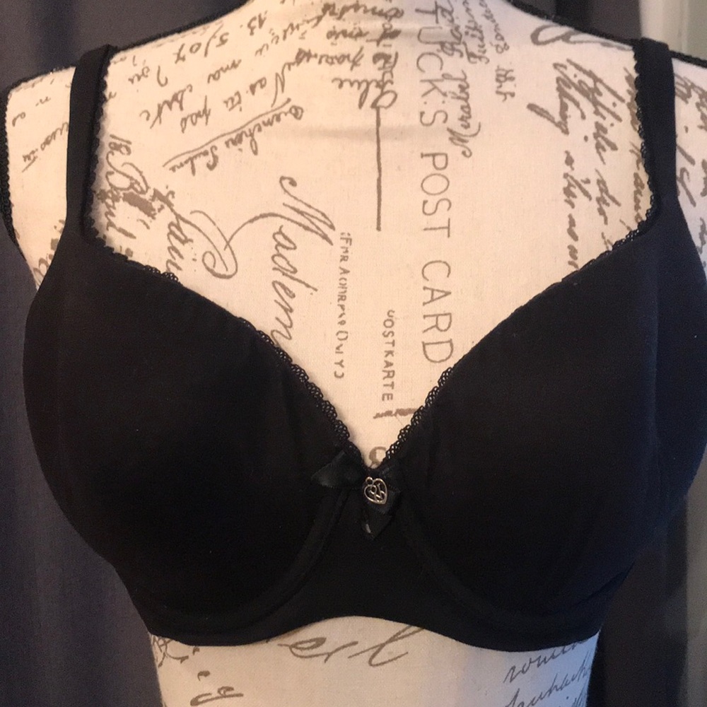 Victoria’s Secret body by Victoria Demi bra 34 DD